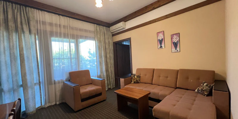 «Сьют» - двухкомнатный номер с лоджией